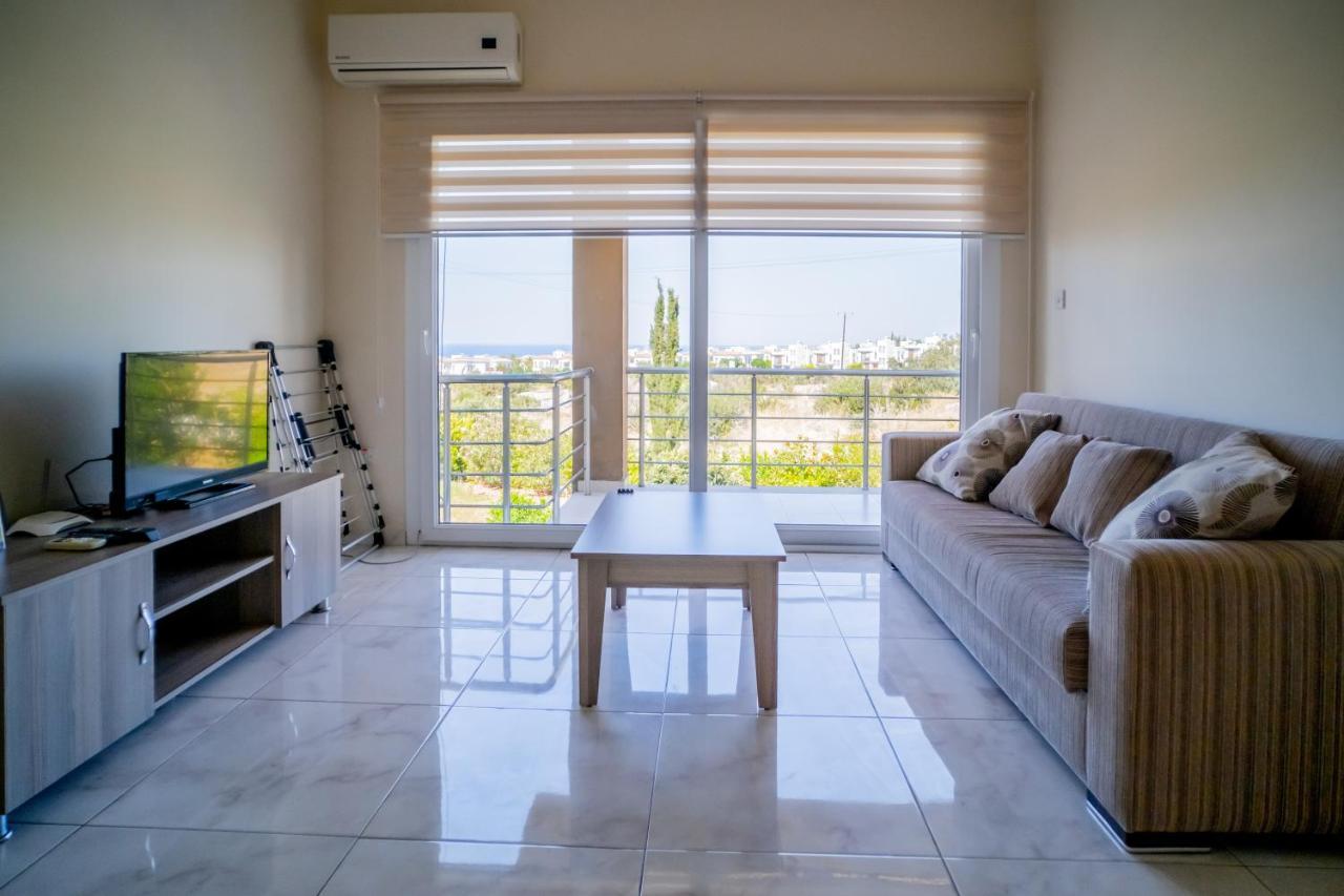 Spacious Two-Bedroom Apartment In Amazing Residence Escape Homes Кирения Екстериор снимка