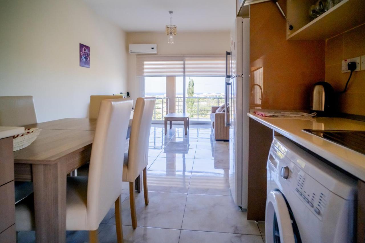 Spacious Two-Bedroom Apartment In Amazing Residence Escape Homes Кирения Екстериор снимка