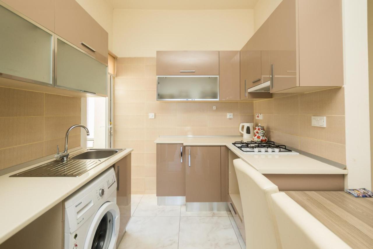 Spacious Two-Bedroom Apartment In Amazing Residence Escape Homes Кирения Екстериор снимка