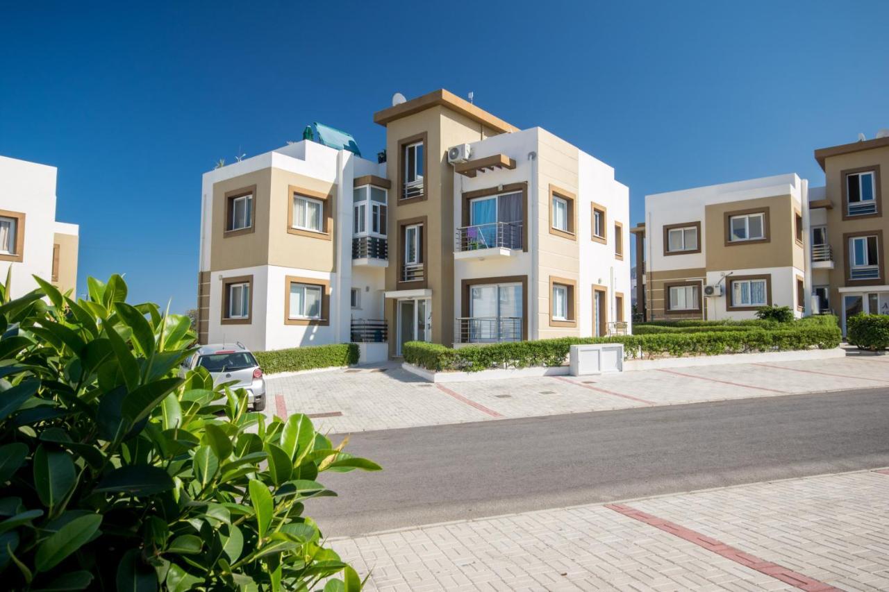 Spacious Two-Bedroom Apartment In Amazing Residence Escape Homes Кирения Екстериор снимка