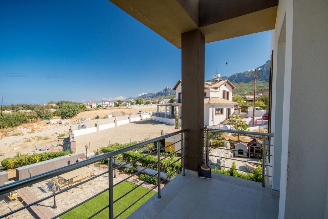 Spacious Two-Bedroom Apartment In Amazing Residence Escape Homes Кирения Екстериор снимка